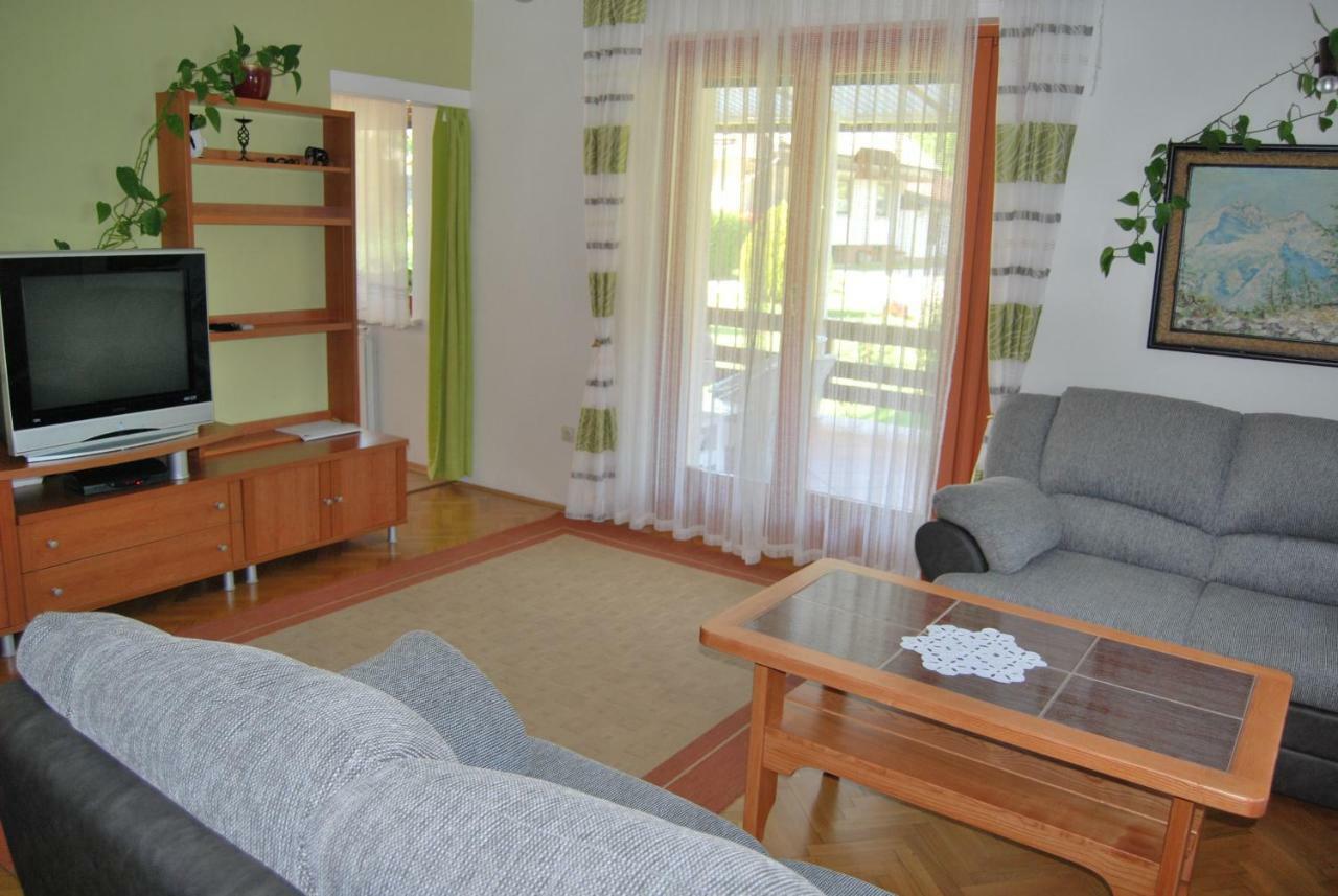 Apartment Stefelin Kamna Gorica Екстериор снимка